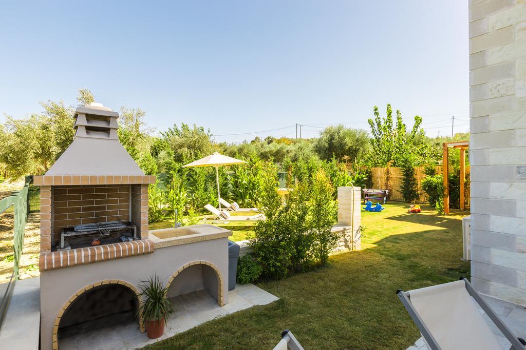 Kallisti Villas, Family Paradise, By Thinkvilla Kirianna Exterior photo
