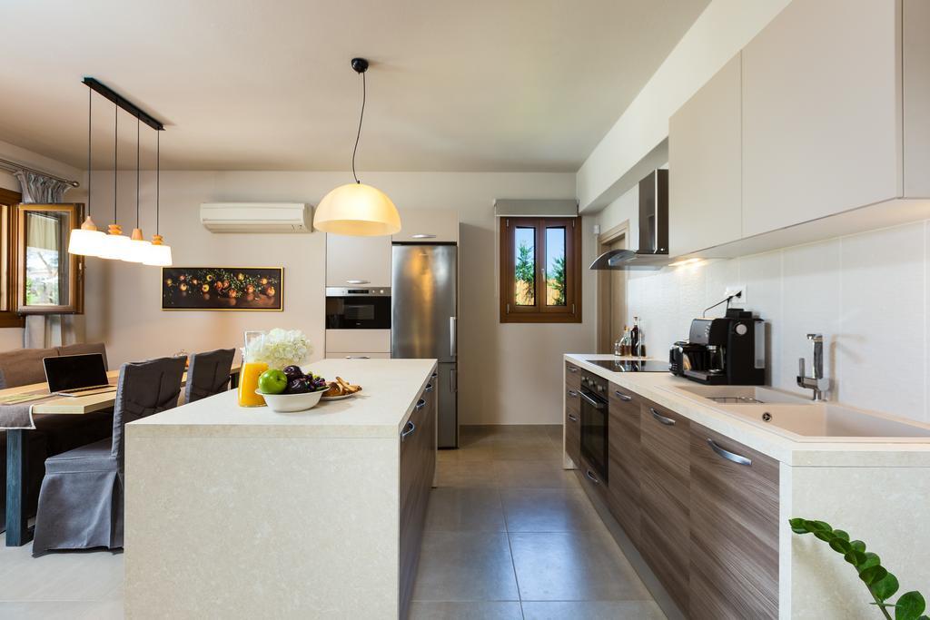Kallisti Villas, Family Paradise, By Thinkvilla Kirianna Exterior photo