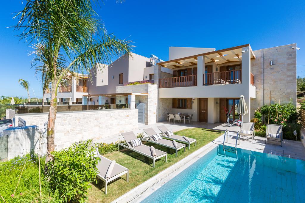 Kallisti Villas, Family Paradise, By Thinkvilla Kirianna Exterior photo